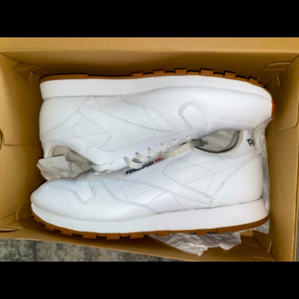 Unisex reebok sneaker
